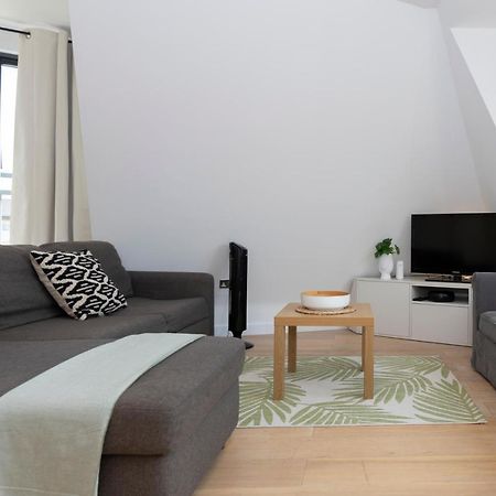 Stunning 3 Bedroom Penthouse With Terrace And Lift Londra Dış mekan fotoğraf