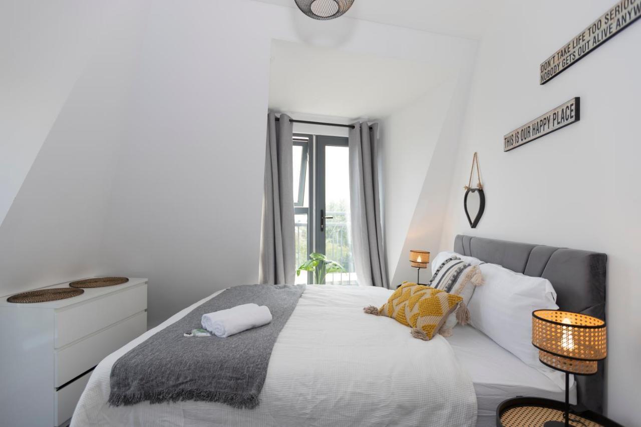 Stunning 3 Bedroom Penthouse With Terrace And Lift Londra Dış mekan fotoğraf